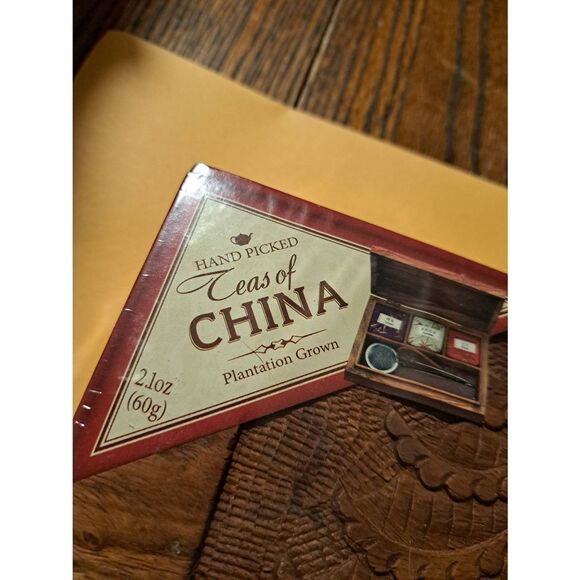 Hand-Picked Teas of China Plantation Sealed Carved Wood Asian Oriental Box - Picture 3 of 5